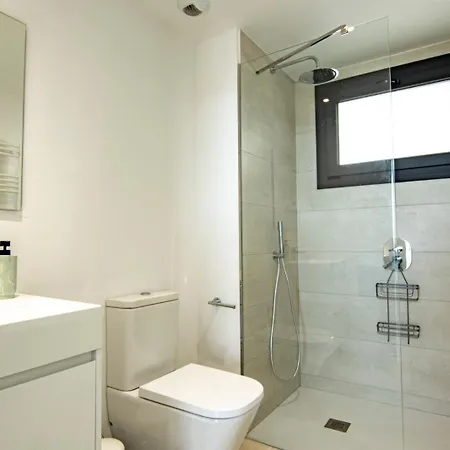 Mara's Higueron West - Premium Dual - 3 Community Pools Appartement