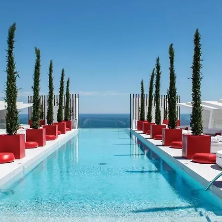 Mara's Higueron West - Premium Dual - 3 Community Pools Appartement